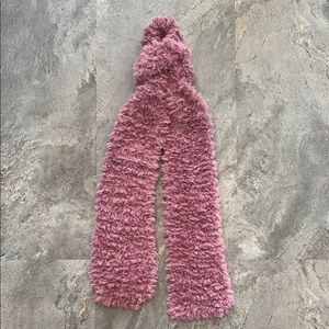 NWT Handmade Faux Fur Fluffy Soft Pink Scarf, Super Warm, Cozy, 60 inches Long